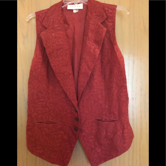 Women's Silk Vest - Picture 1 of 6
